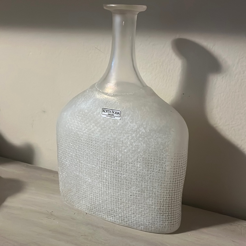 KOSTA BODA made in Sweden Antique Glass Vase
